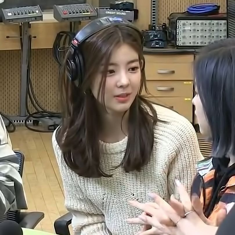 최근 #있지(#ITZY) 리아 사복