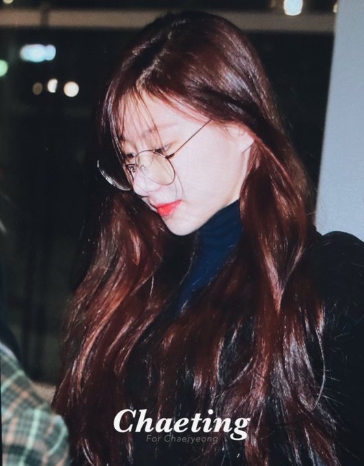 안경 낀 #있지 채령