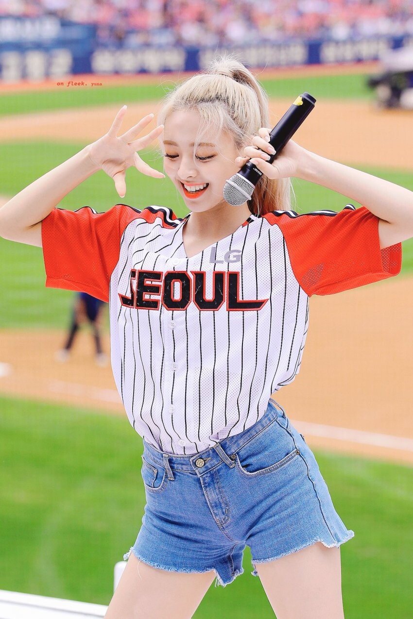 천상연예인 포스 #ITZY 유나