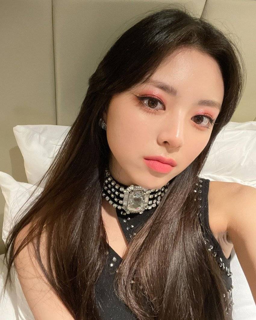ITZY 유나 인스타
