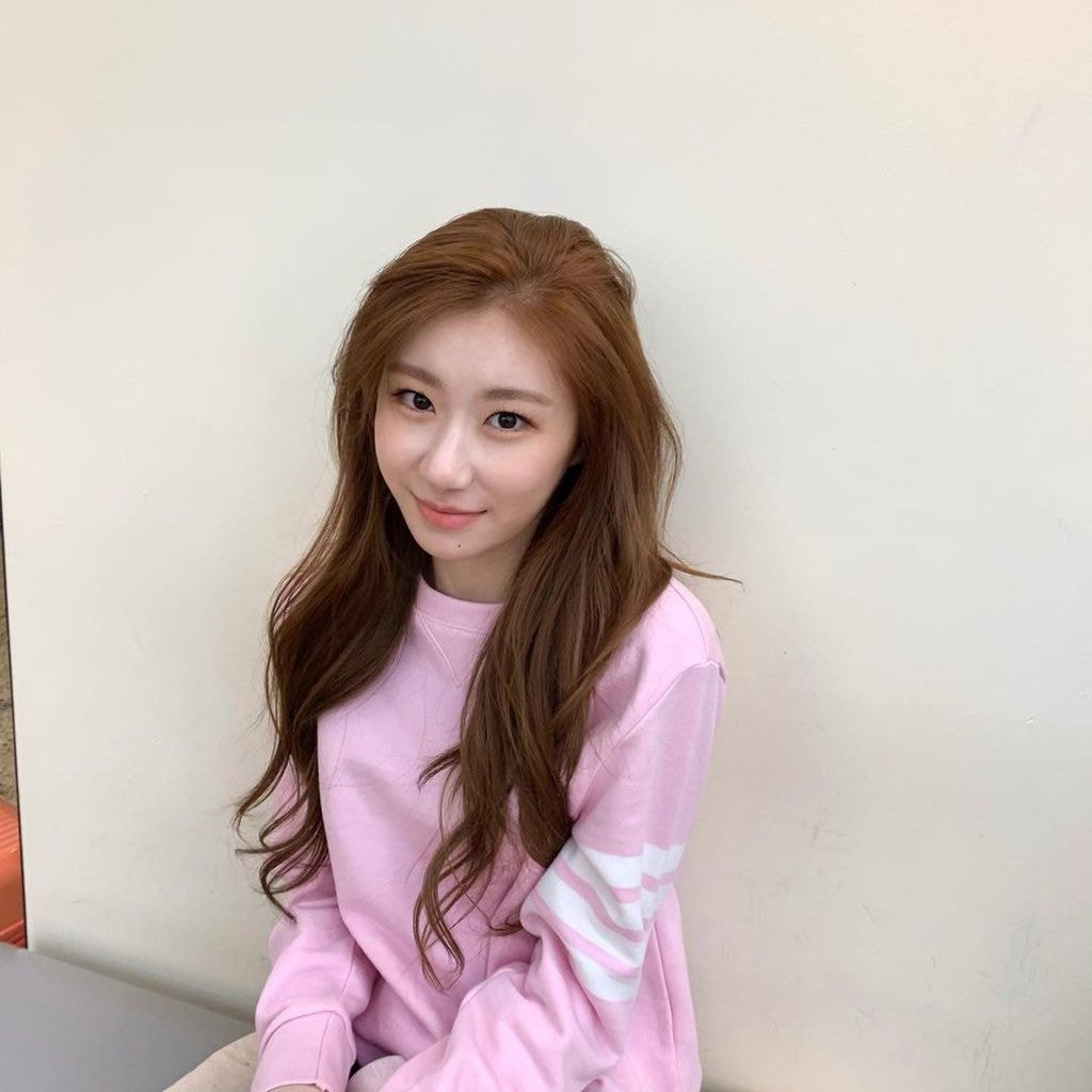 있지(ITZY) 인스타 핑크 채령