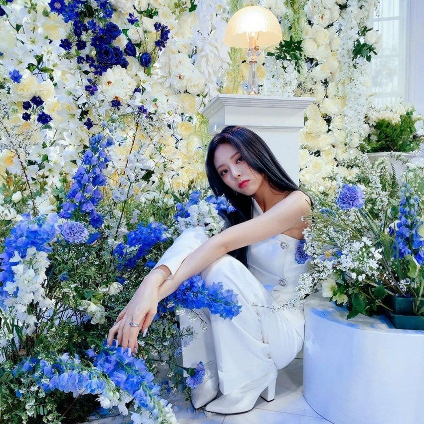 있지 공식 인스타 (유나)