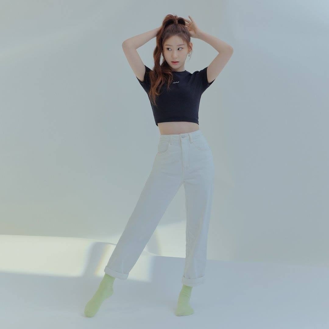 리아 류진 예지 유나 채령 (#있지 #ITZY) with 안다르