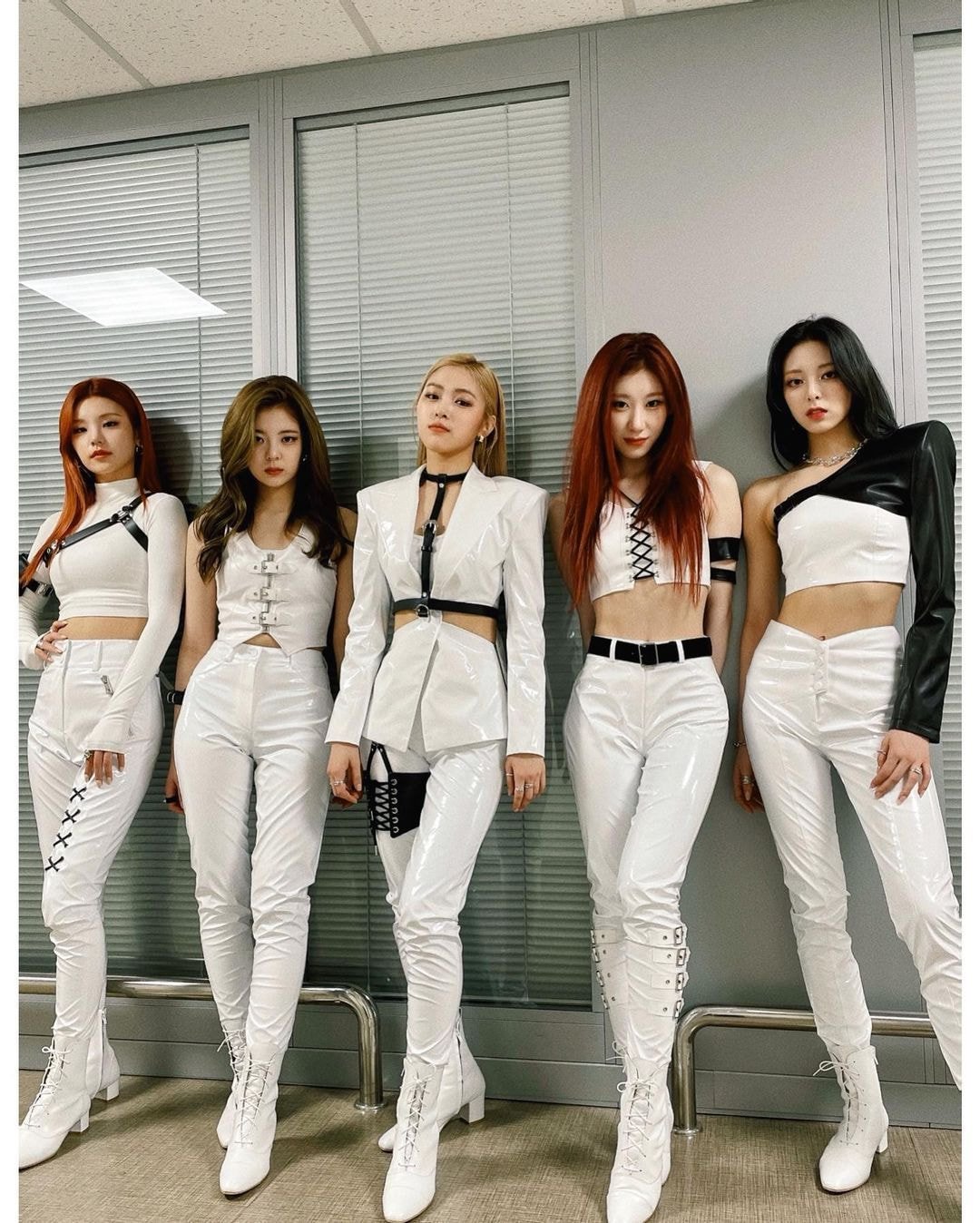 ITZY 인스타 업뎃