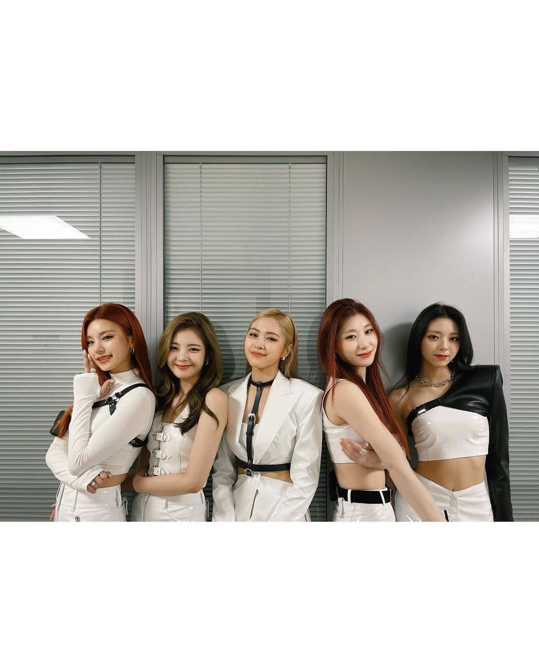 ITZY 인스타 업뎃