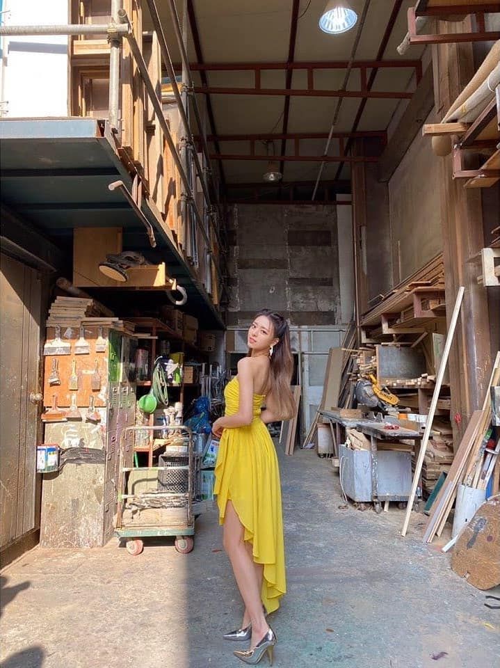 노란 드레스 여신...#있지 (#ITZY) #유나.insta