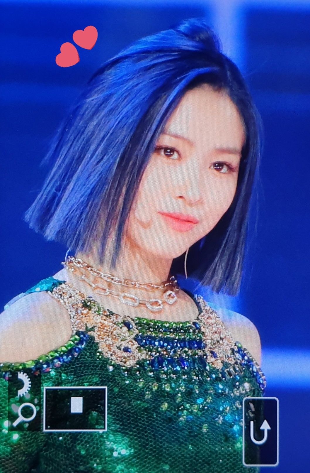[프리뷰] 가온어워즈 블루블랙 칼단발 있지 류진