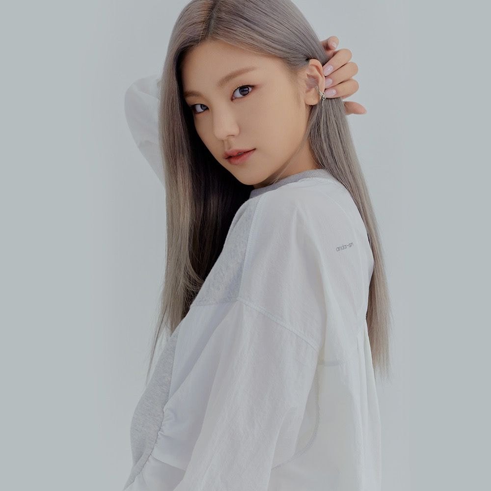 #있지 #ITZY 안다르 2020 SS light sweat 컬렉션 화보