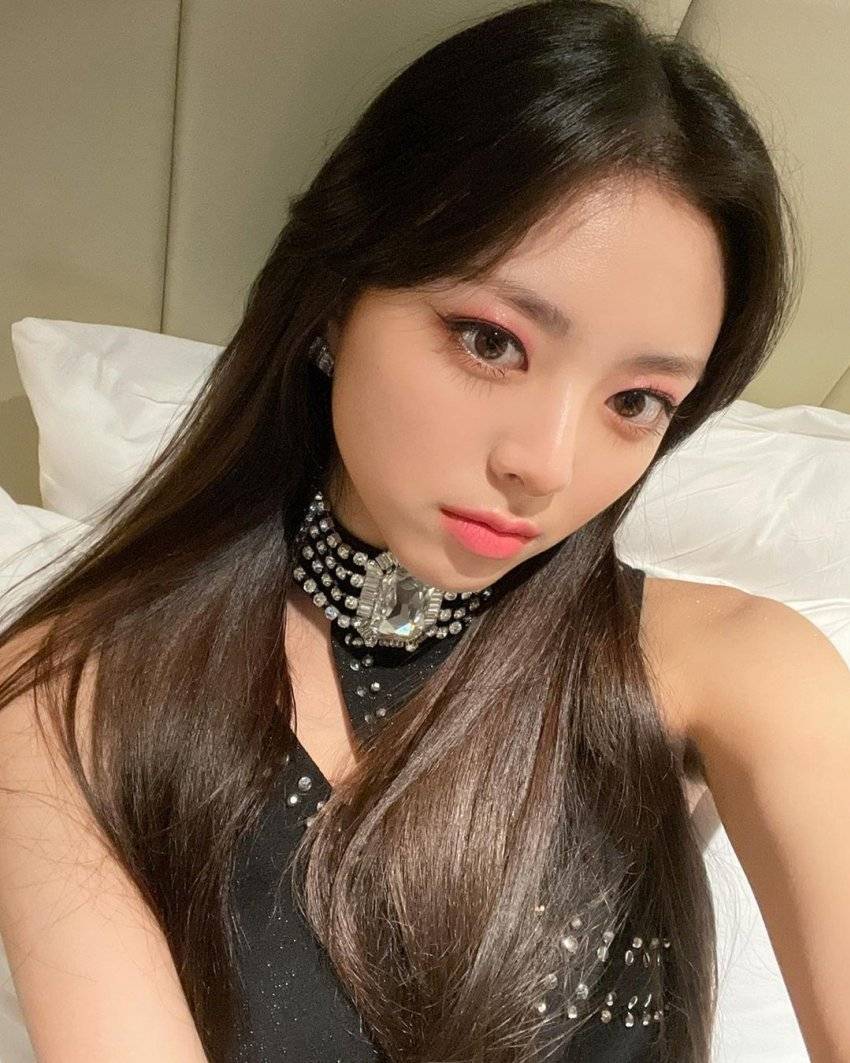 ITZY 유나 인스타