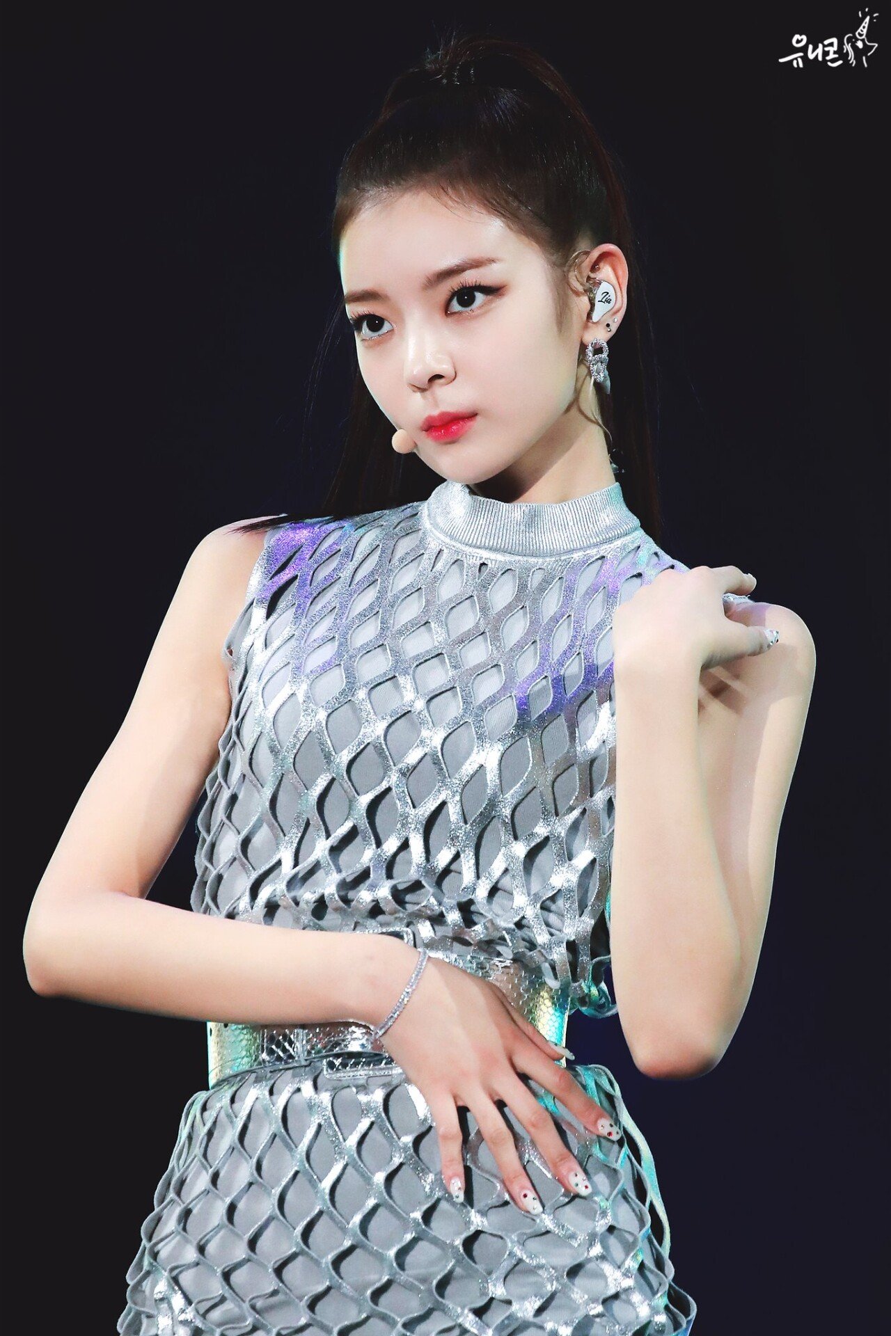 비오는 새벽... #ITZY 리아