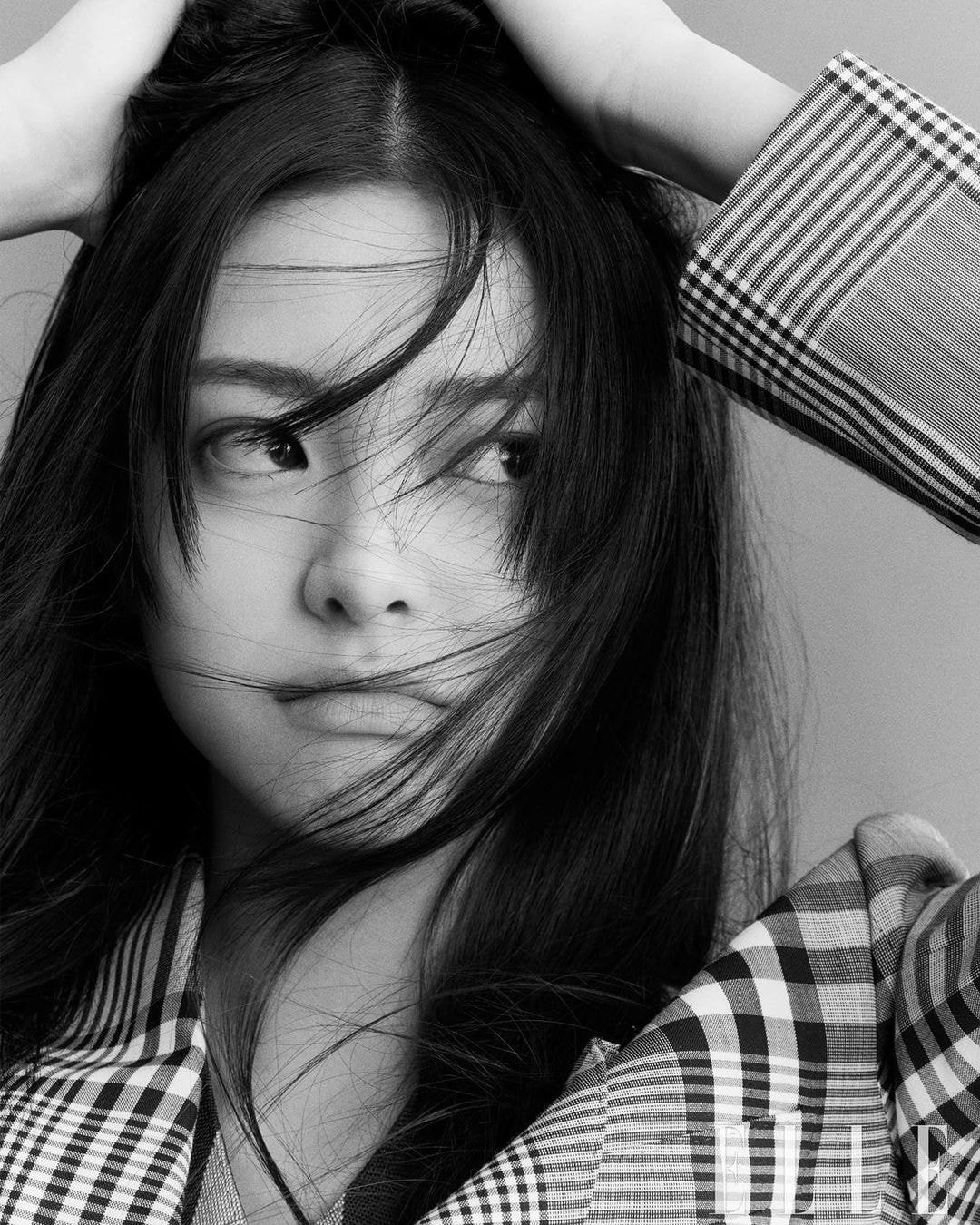ITZY 엘르 12월호 버버리화보 추가컷