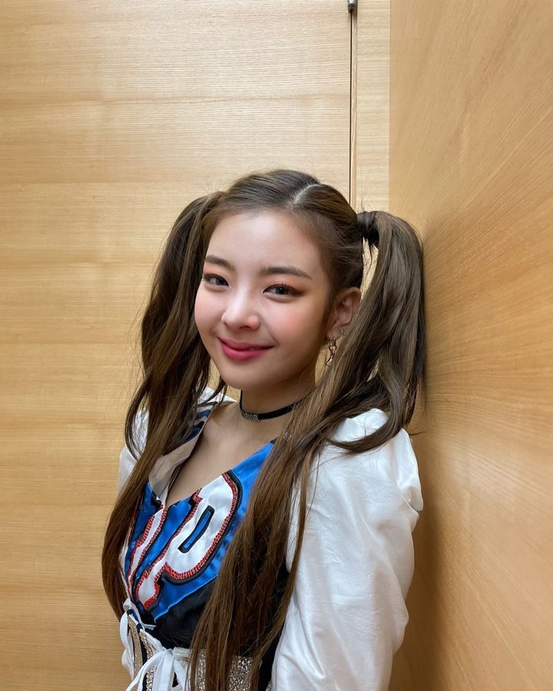 ITZY 리아 인스타