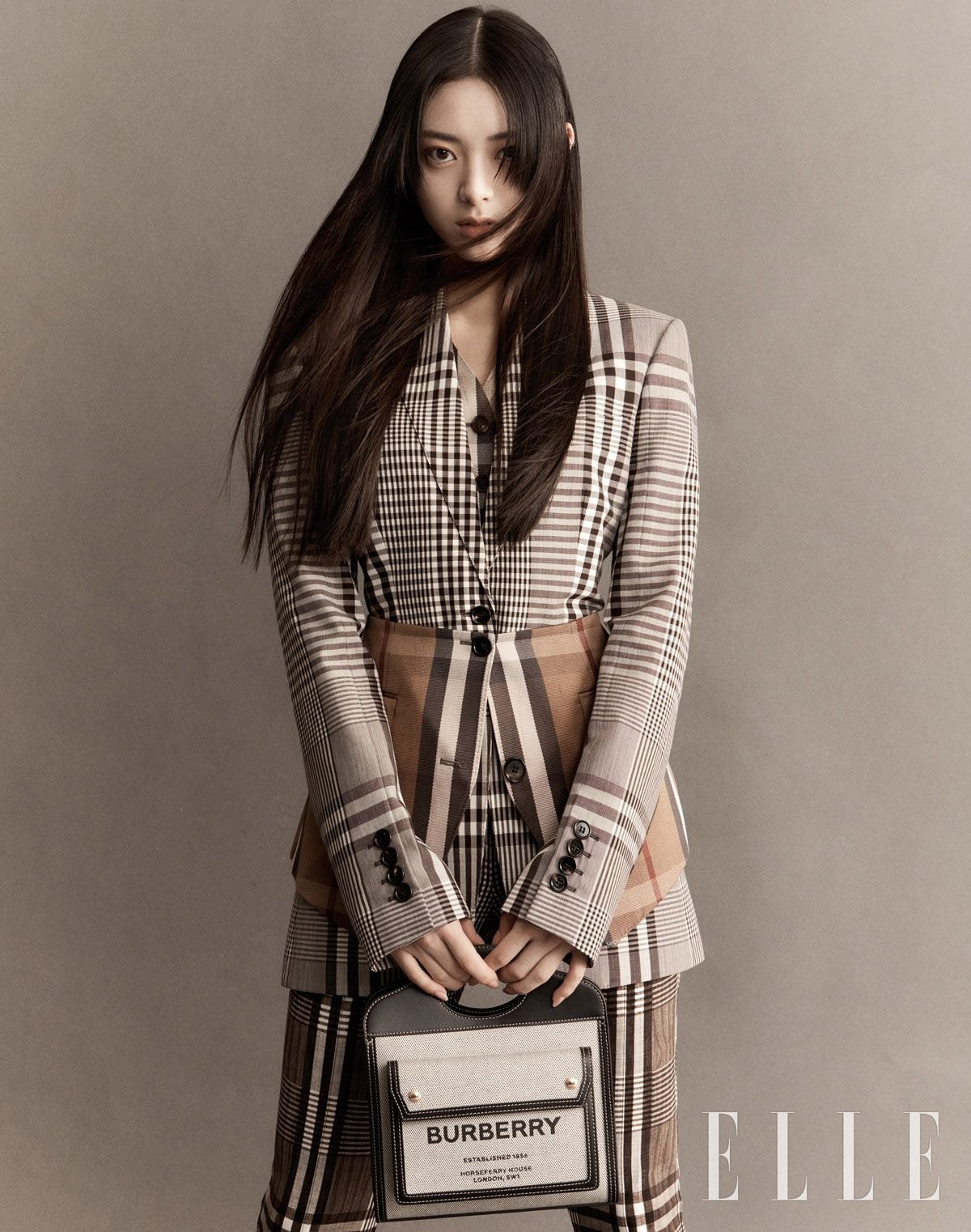 있지(ITZY) 버버리 화보