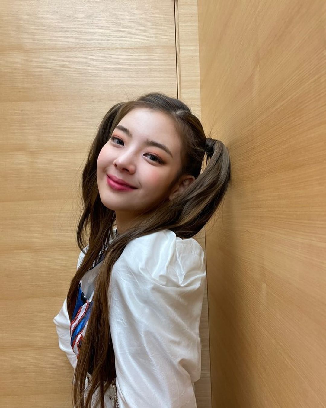 ITZY 리아 인스타