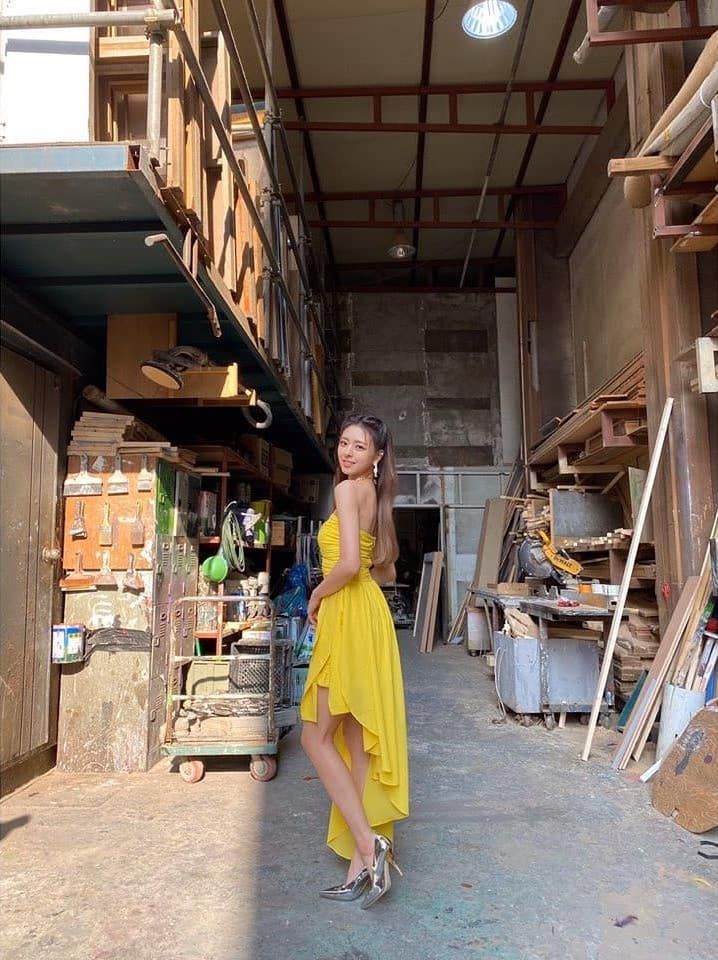 노란 드레스 여신...#있지 (#ITZY) #유나.insta