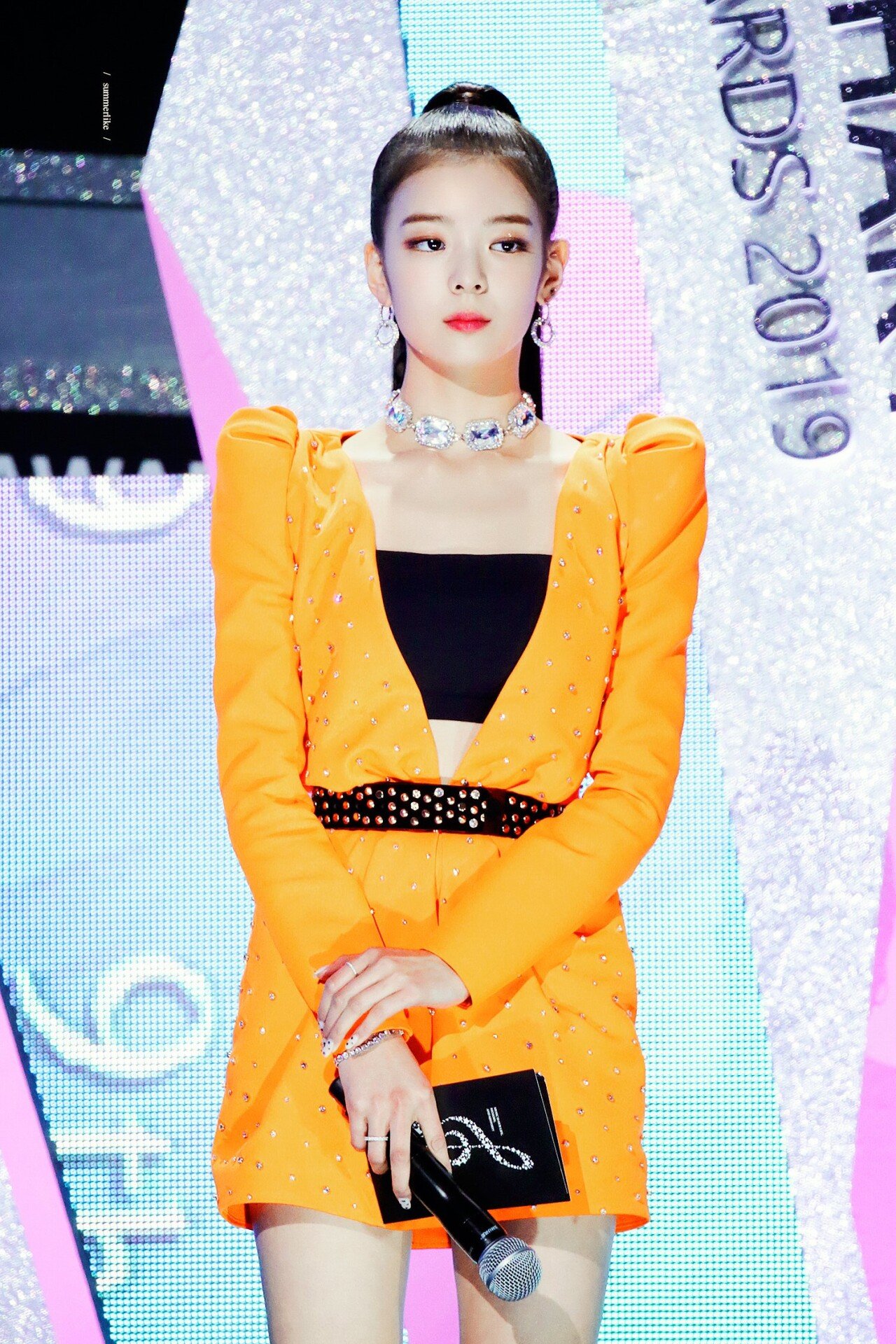 비오는 새벽... #ITZY 리아