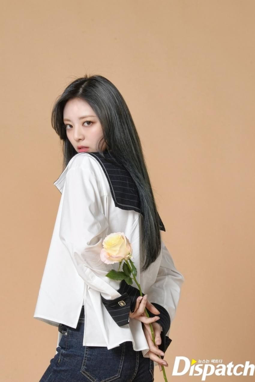ITZY 있지 디스패치 컴백포토