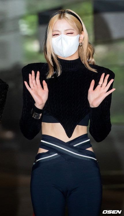 오늘자 있지(ITZY) 류진 출근길