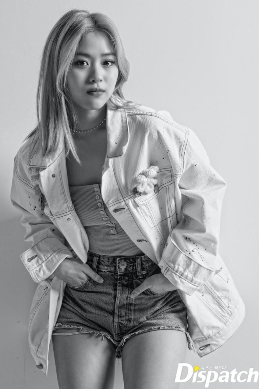 ITZY 있지 디스패치 컴백포토