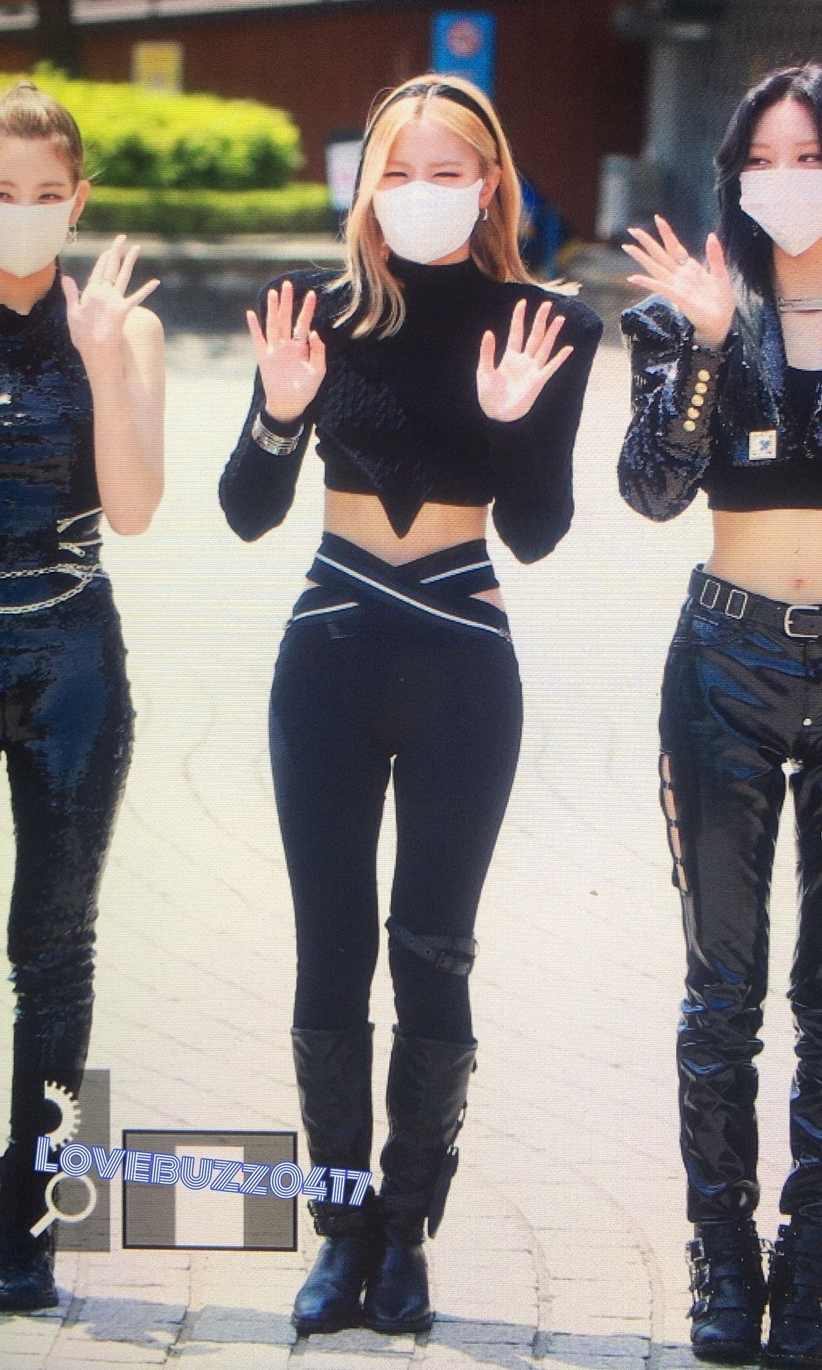 오늘자 있지(ITZY) 류진 출근길