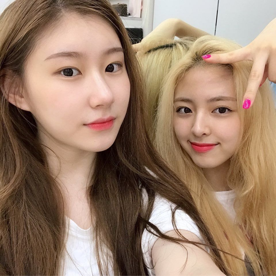 있지 ITZY 유나 어제자 생일기념 폭풍인스타 업뎃