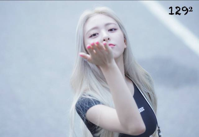 뮤뱅 출근길 ITZY(있지) 유나