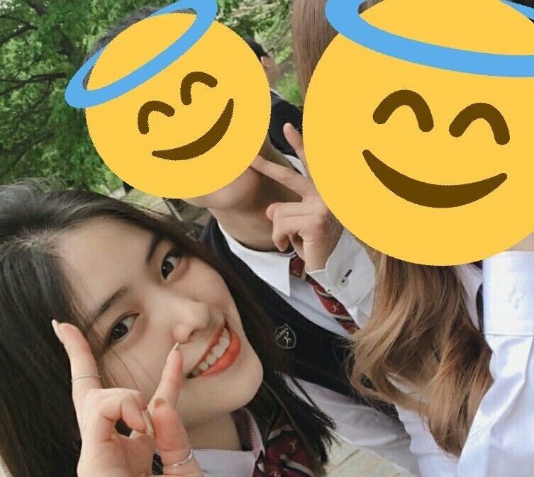 있지 한림 고3멤 01년생 류진 채령 졸업사진 찍는날