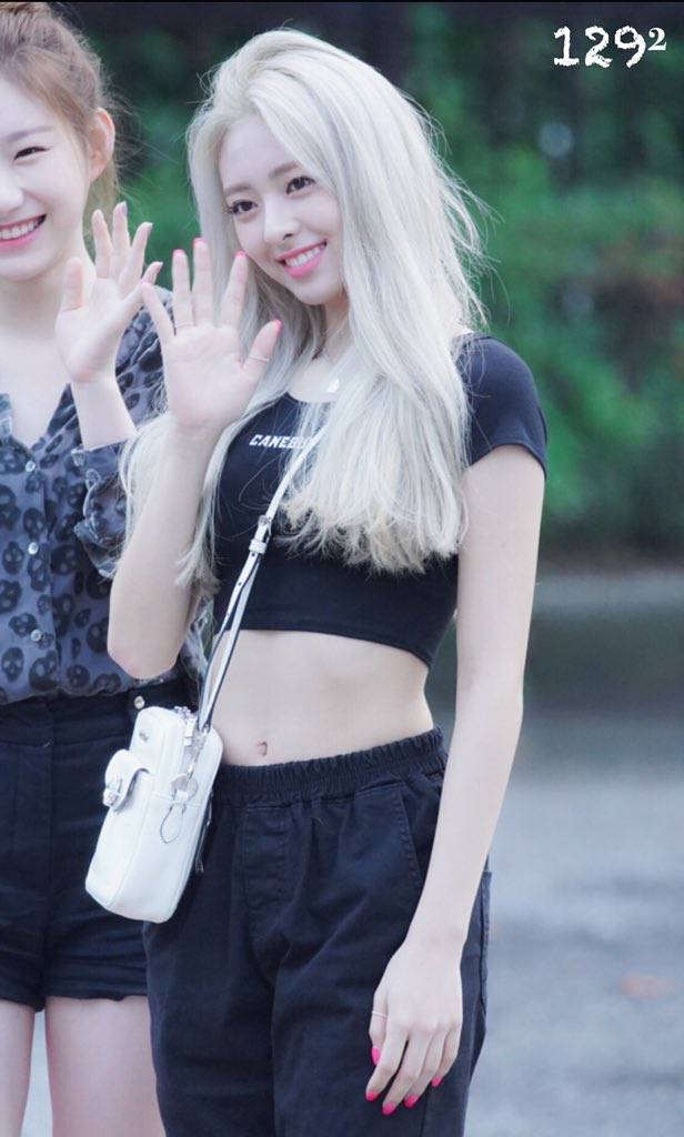 뮤뱅 출근길 ITZY(있지) 유나