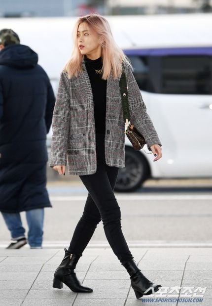 출국하는 있지(ITZY) 기사사진.jpg