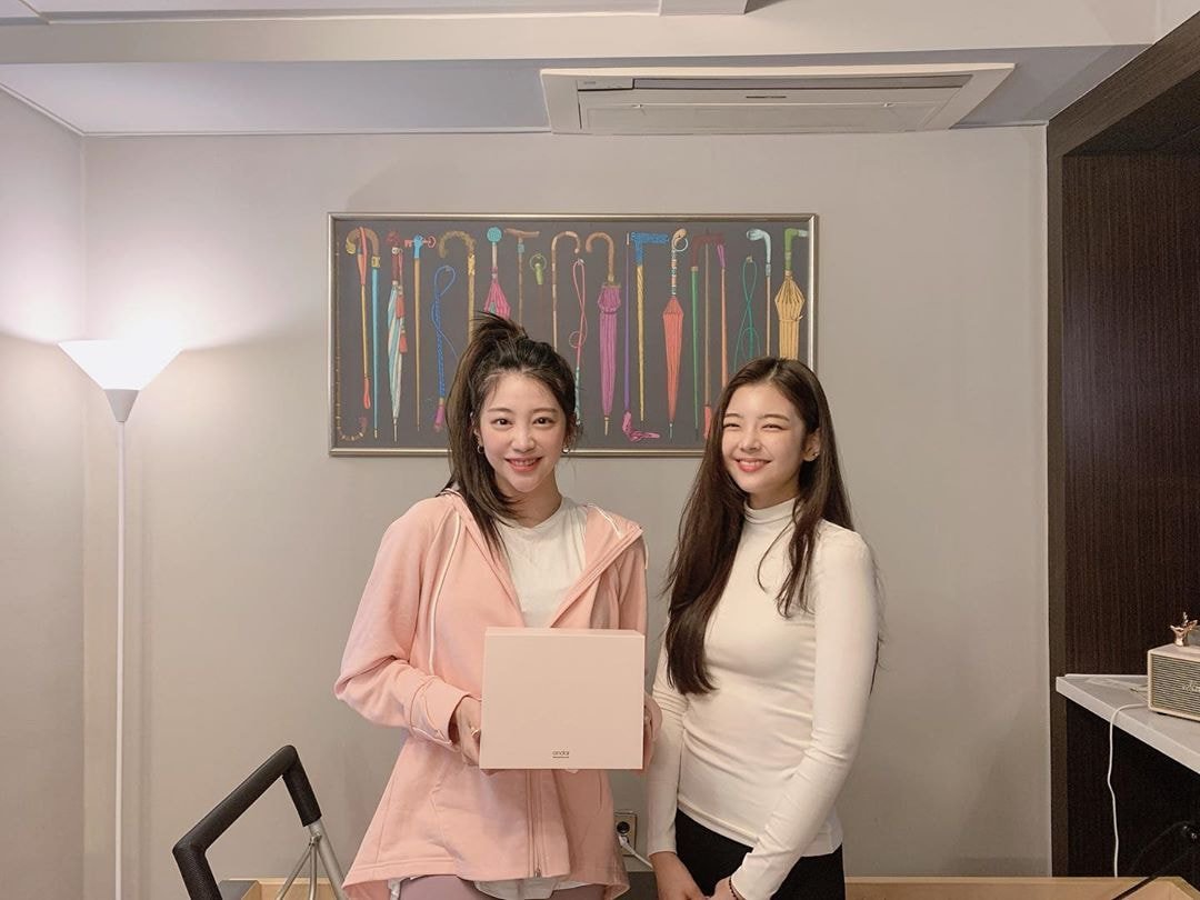 유튜버 최예슬과 있지 리아
