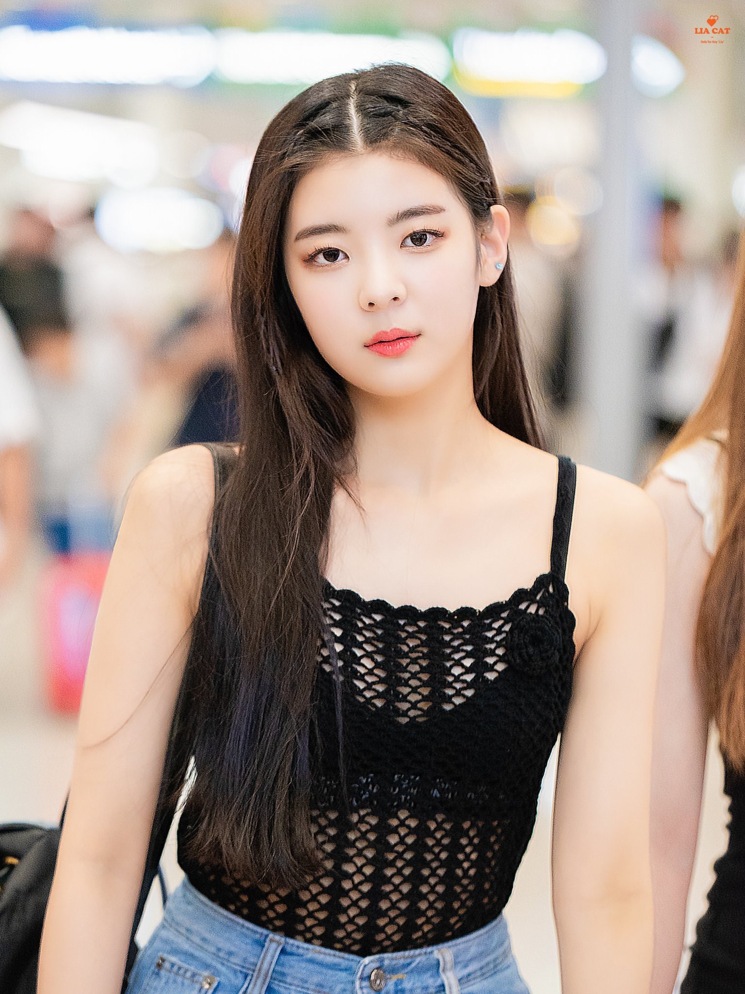 사복.. ITZY 리아.jpg
