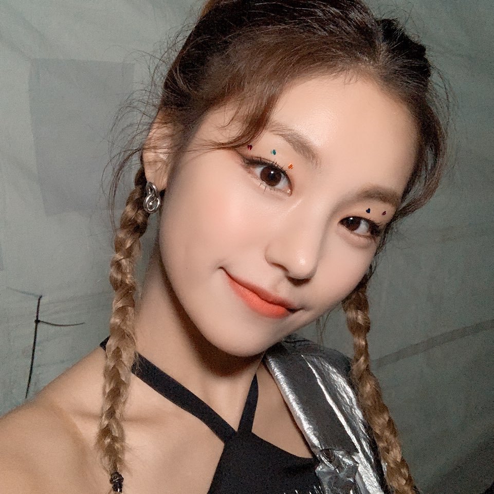 오늘자 ITZY 인스타그램