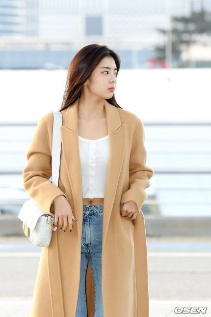 출국하는 있지(ITZY) 기사사진.jpg