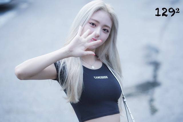 뮤뱅 출근길 ITZY(있지) 유나