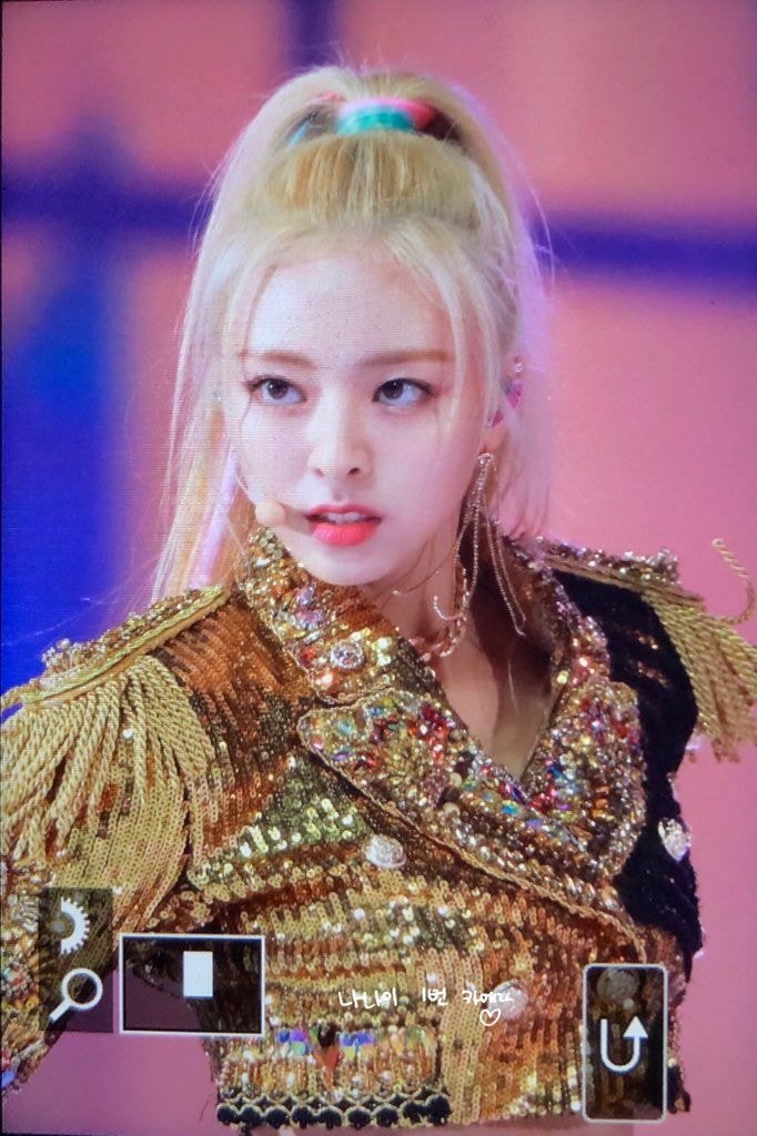 골드 itzy 유나 프리뷰 (2019 MMA)
