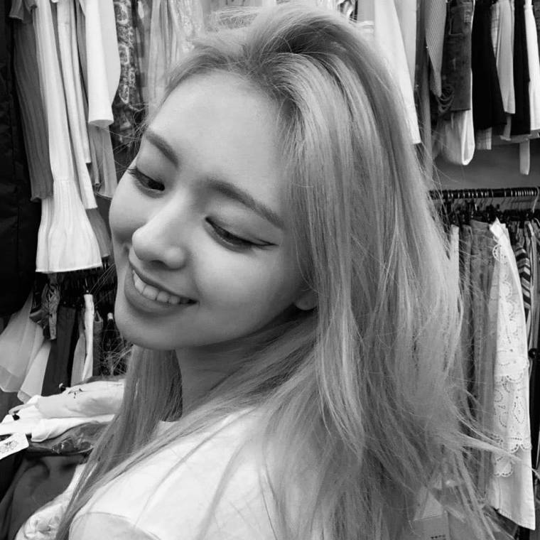 ITZY 예지,유나 (인별)
