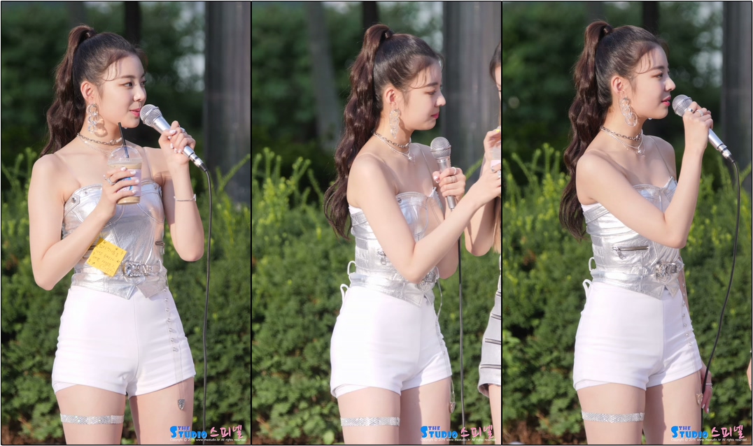 190831 ITZY 있지 리아 LIA 연필 잡는 방법 직캠 @ 음악중심 미니팬미팅