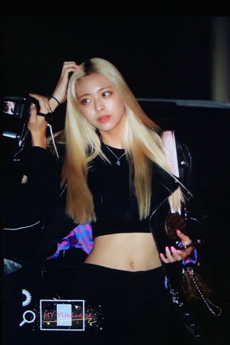 유나 공항패션.jpg