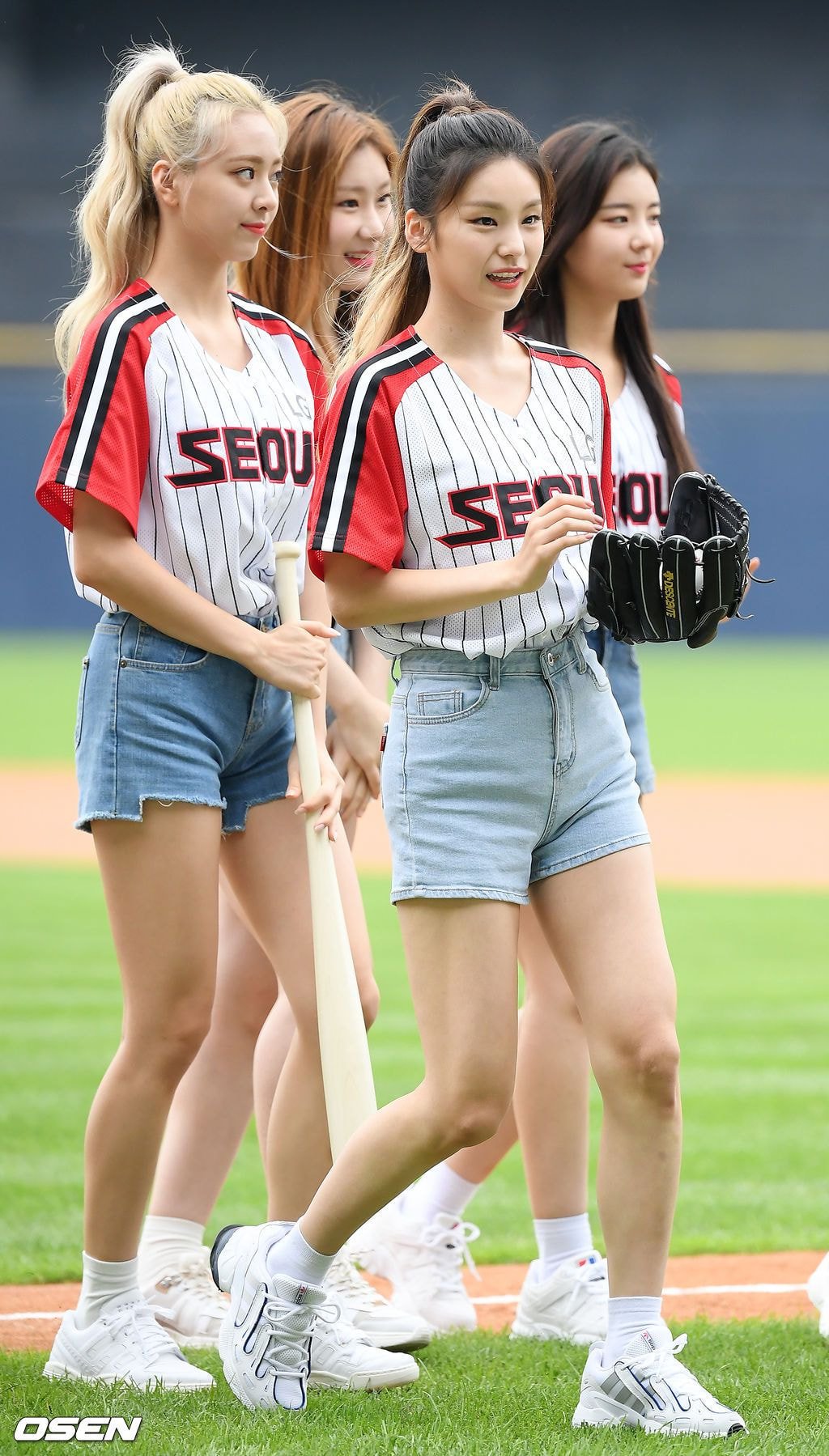 있지(ITZY) 유나 시타.jpgif