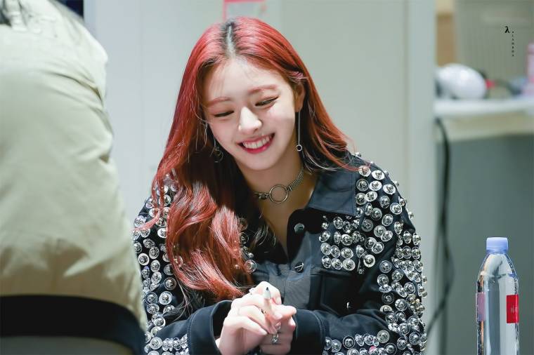 [10P] #ITZY #유나.jpg
