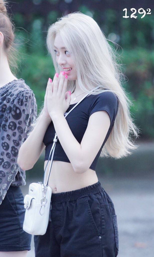 뮤뱅 출근길 ITZY(있지) 유나