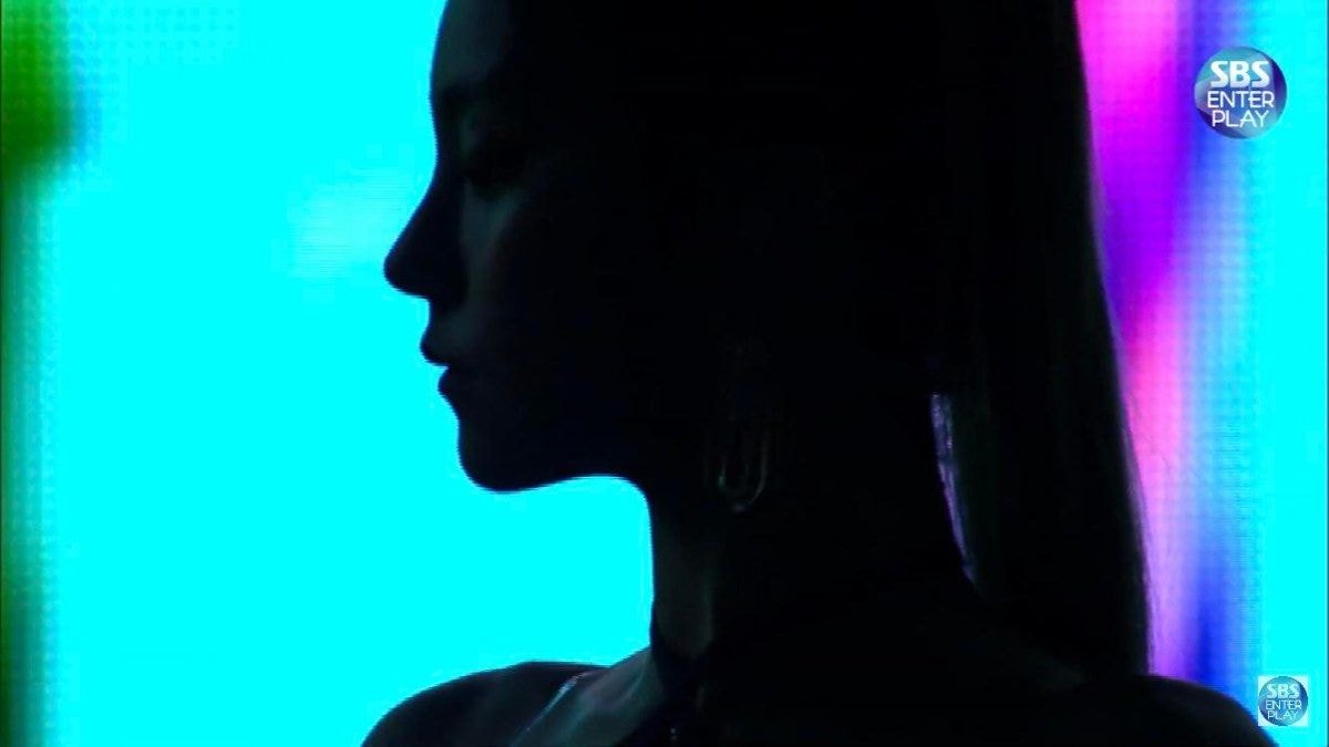 ITZY 예지 옆모습.jpg