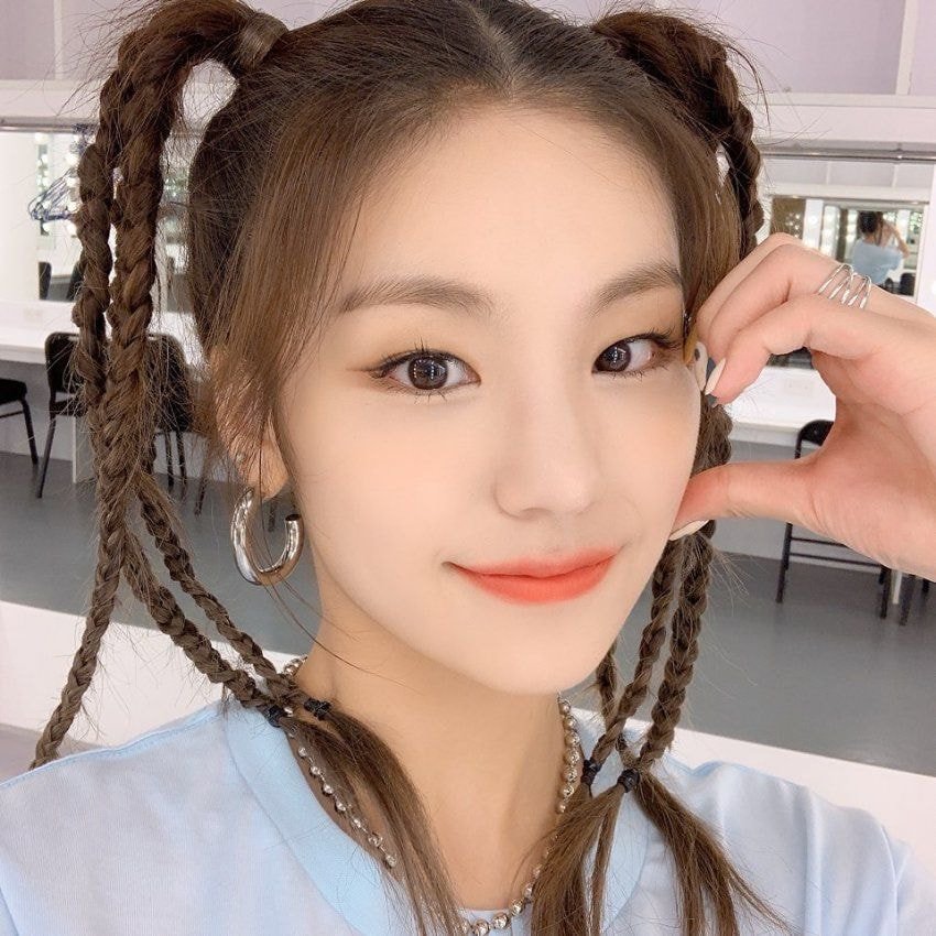 오늘자 ITZY(있지).insta