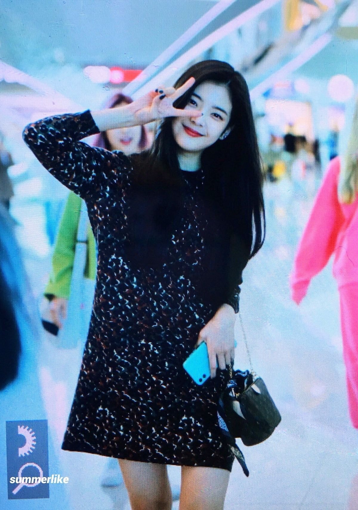 오늘자 공항 있지(ITZY) 리아.jpg