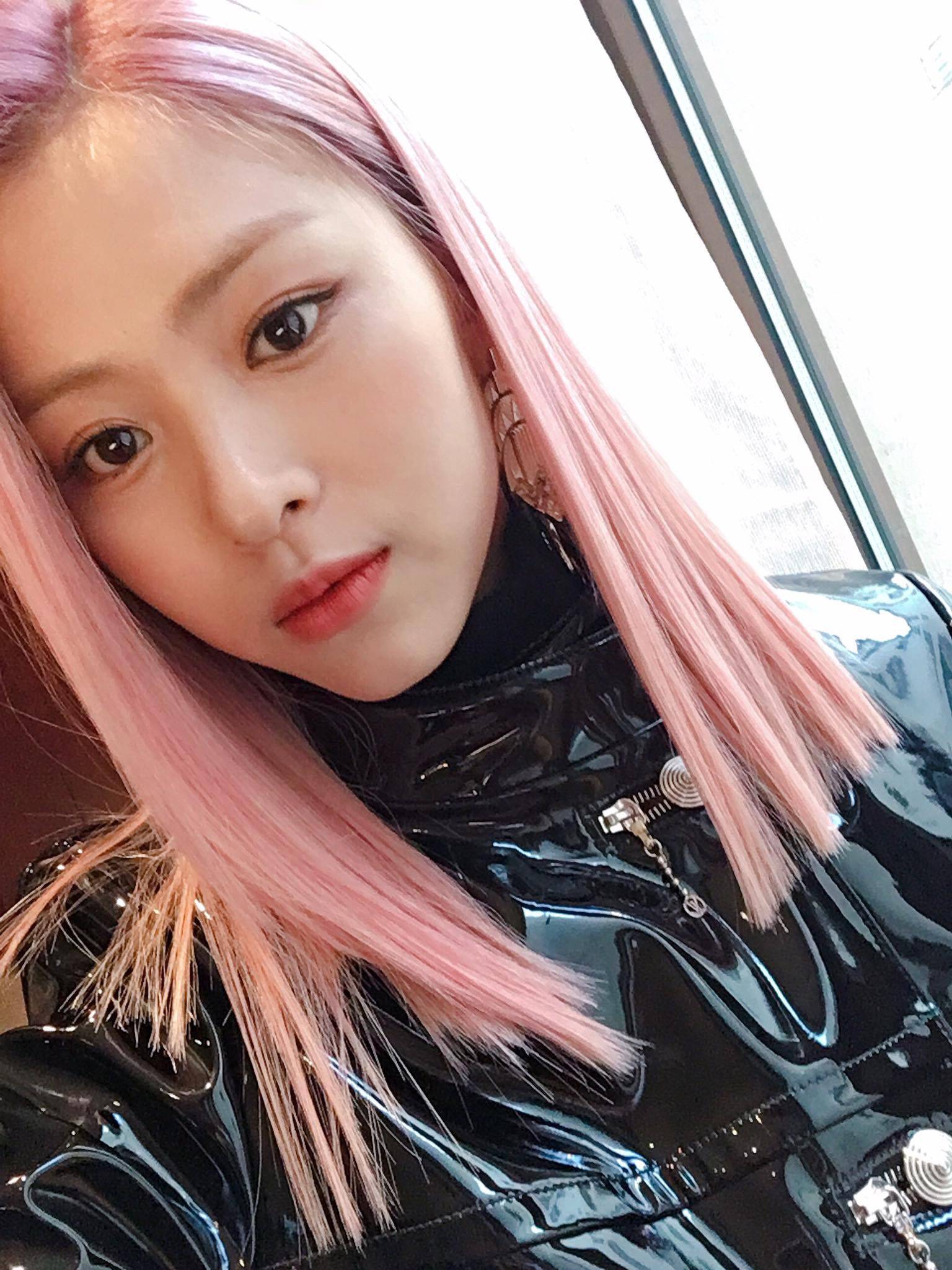 루이뷔통 ITZY (있지) 멤버들..
