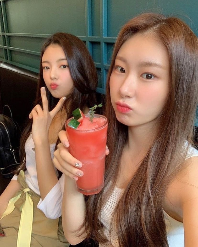오늘자 있지 ITZY 채령.insta
