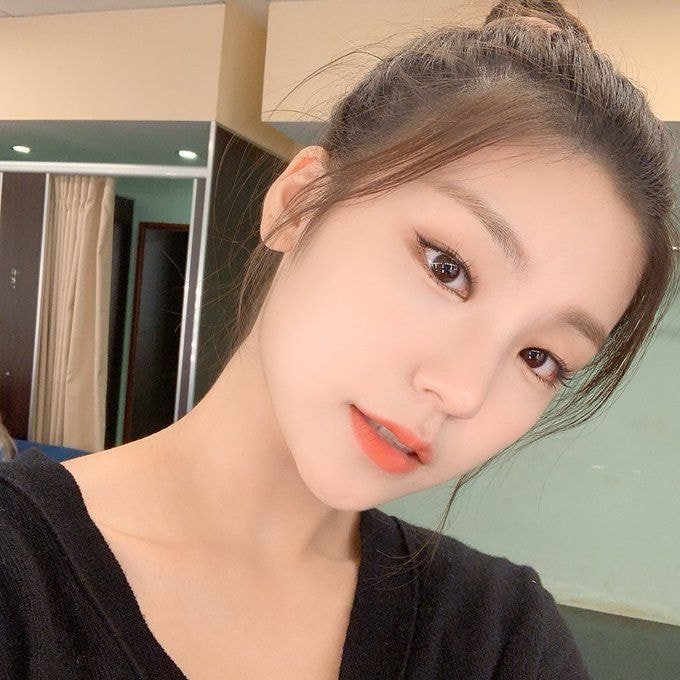 있지 ITZY 예지 셀카.jpg