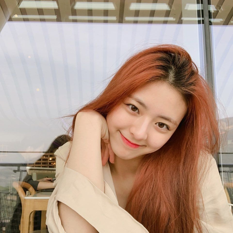 있지 ITZY 유나 어제자 생일기념 폭풍인스타 업뎃