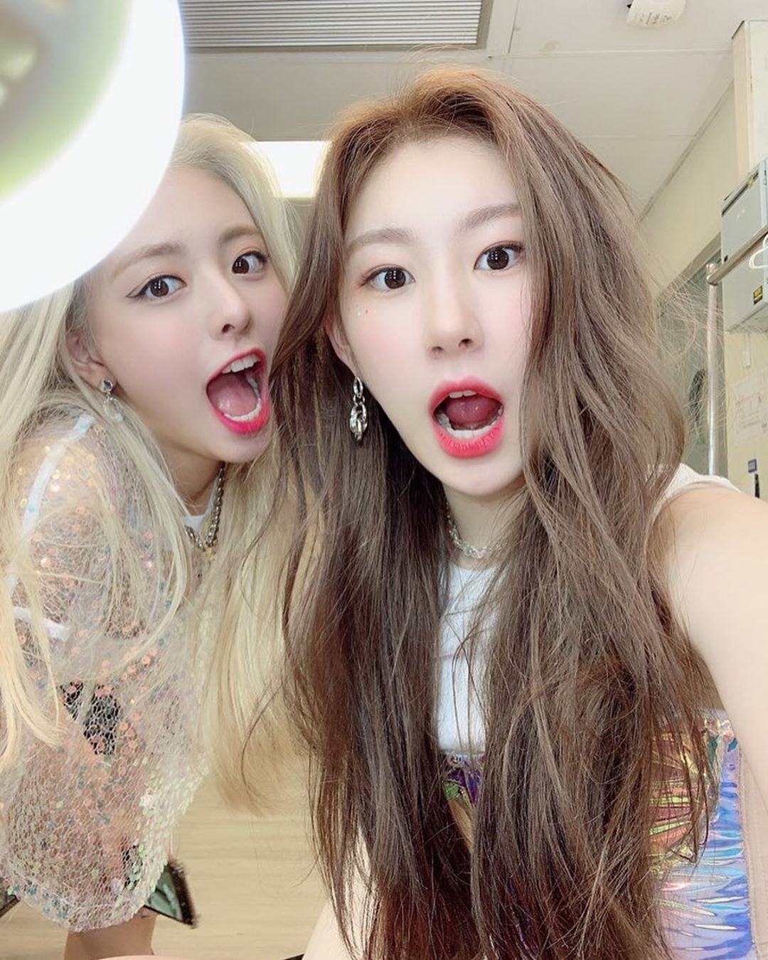 오늘자 있지 ITZY 채령.insta