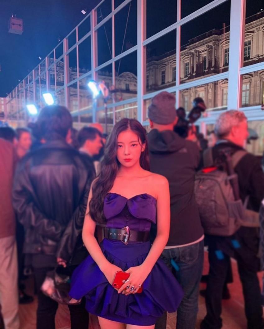 ITZY 있지 리아 루이비통쇼.insta